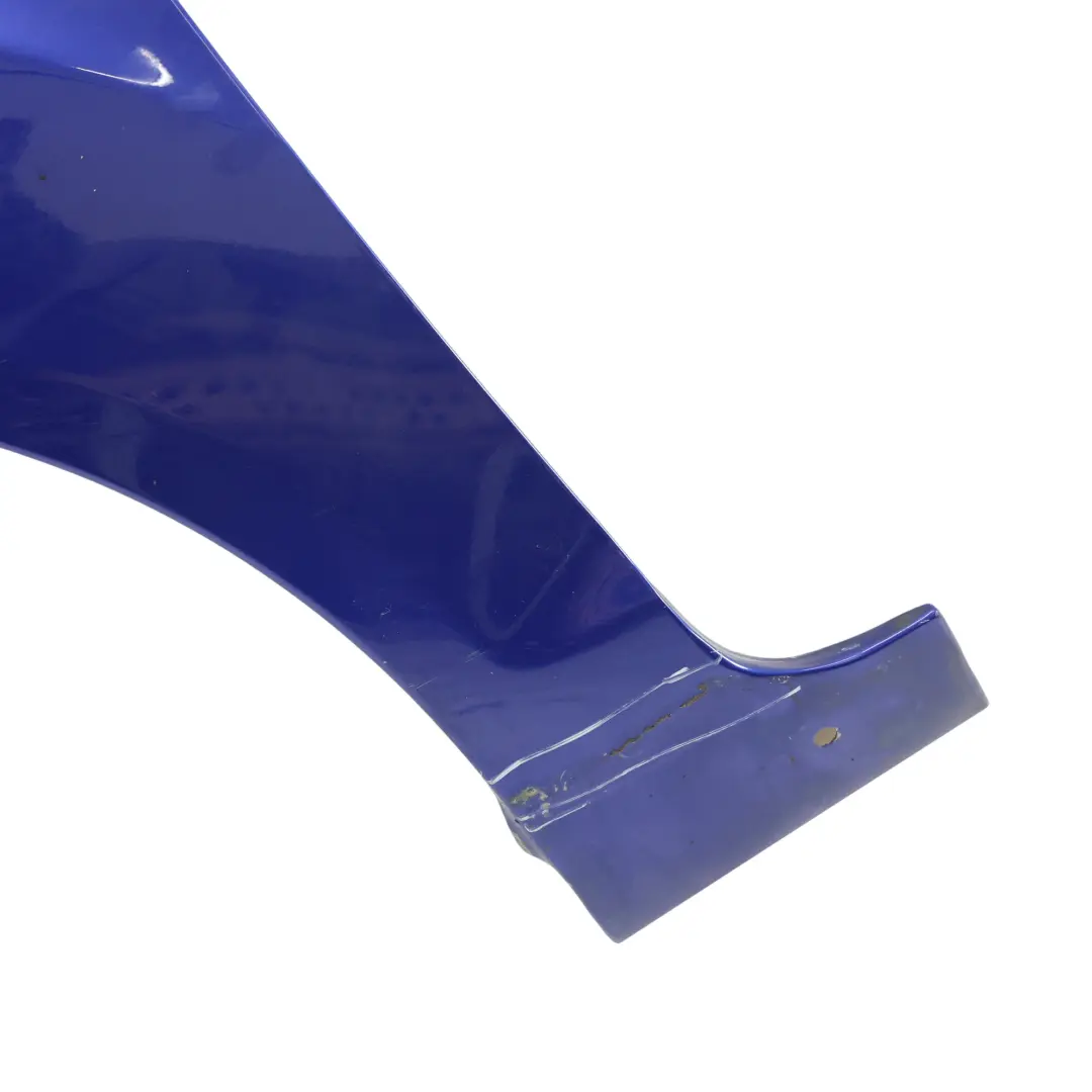 Parafango Anteriore Sinistro Blu Spirit Metallizzato L1 per Ford Fiesta Mk7 con numero di parte 1777181 Ford Fiesta Mk7 Parafango Anteriore Sinistro Blu Spirit Metallizzato L1 - SKU 1777181-SPIR - Numero di parte 1777181