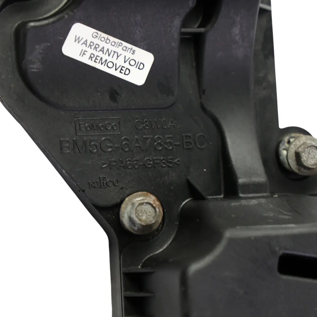 Mk6 Engine Oil Separator Breather Box 1.6 Petrol BM5G-6A785-BC to Ford Fiesta with Part number 1847101 Ford Fiesta Mk6 Engine Oil Separator Breather Box 1.6 Petrol BM5G-6A785-BC - SKU 1847101 - Part number 1847101
