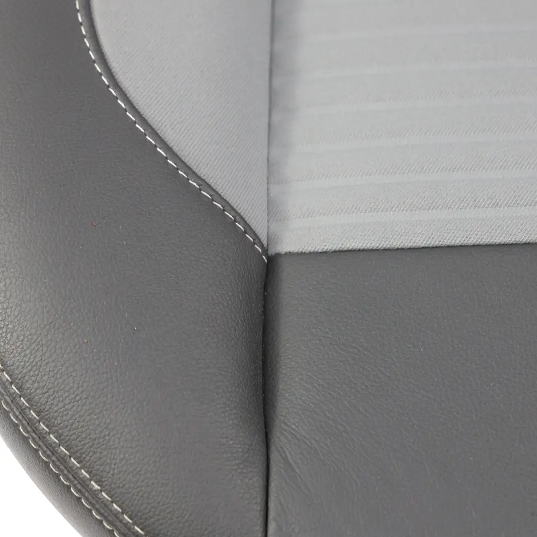 Sedile Posteriore Panchetta Divano Tessuto Pelle Nero Grigio per Ford Fiesta Mk7 con numero di parte 1854293 Ford Fiesta Mk7 Sedile Posteriore Panchetta Divano Tessuto Pelle Nero Grigio - SKU 1854293 - Numero di parte 1854293