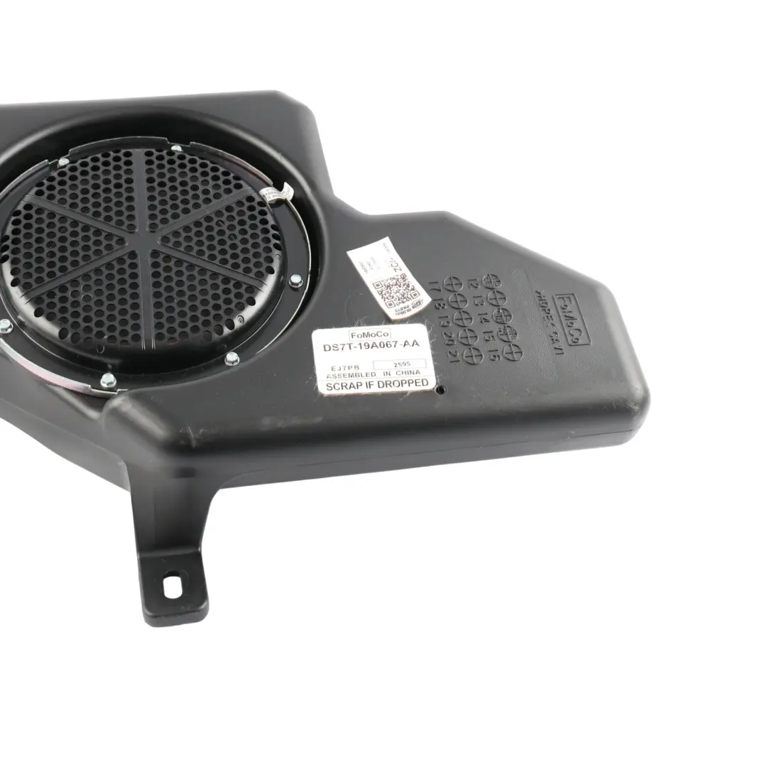 Ford Mondeo Mk5 Rear Subwoofer Sound Audio Speaker Unit DS7T-19A067-AA - SKU 1860601 - Part number 1860601