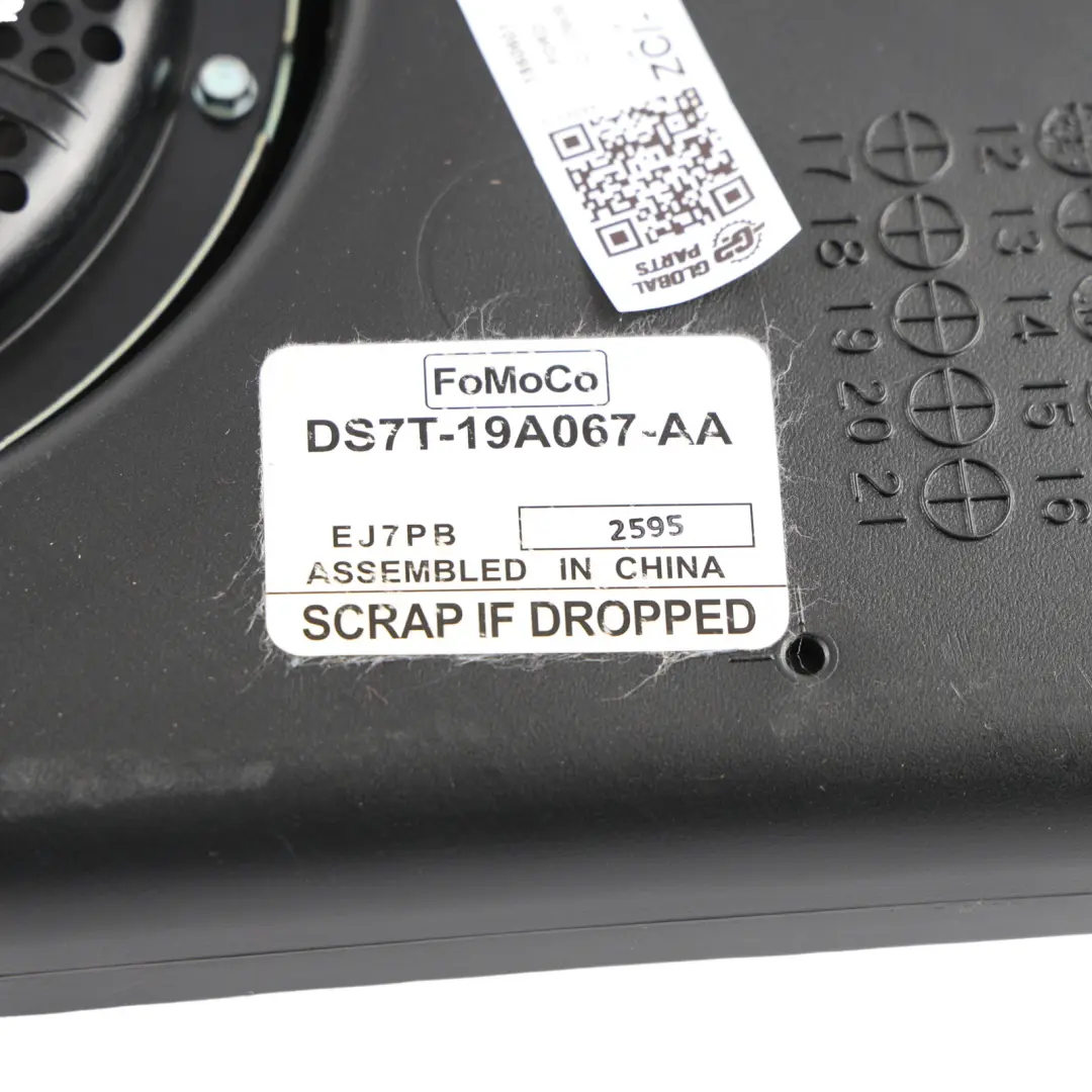 Ford Mondeo Mk5 Rear Subwoofer Sound Audio Speaker Unit DS7T-19A067-AA - SKU 1860601 - Part number 1860601