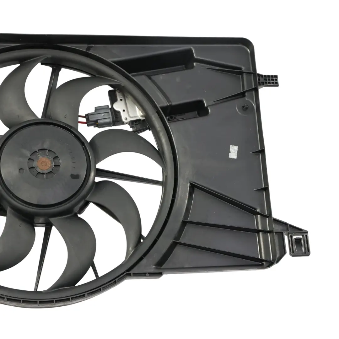 Ford Focus Mk3 Ventilateur Radiateur Unité Refroidissement Cache 1.6 Essence 8V6 - SKU 1873984 - Numéro de pièce 1873984