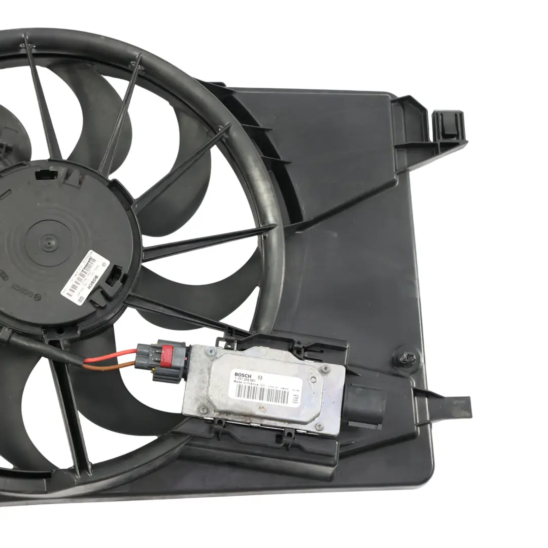 Ford Focus Mk3 Ventilateur Radiateur Unité Refroidissement Cache 1.6 Essence 8V6 - SKU 1873984 - Numéro de pièce 1873984