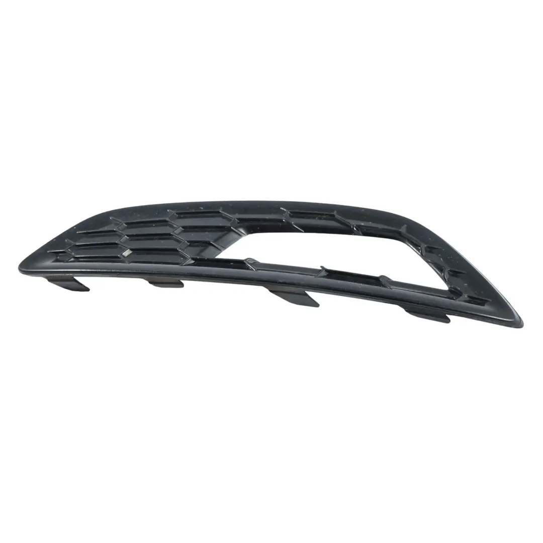 Mk3 Osłona Halogenu Kratka Zderzaka Prawy Przód F1EJ-15A298-A1 do Ford Focus o numerze 1883658 Ford Focus Mk3 Osłona Halogenu Kratka Zderzaka Prawy Przód F1EJ-15A298-A1 - SKU 1883658 - Numer Części 1883658