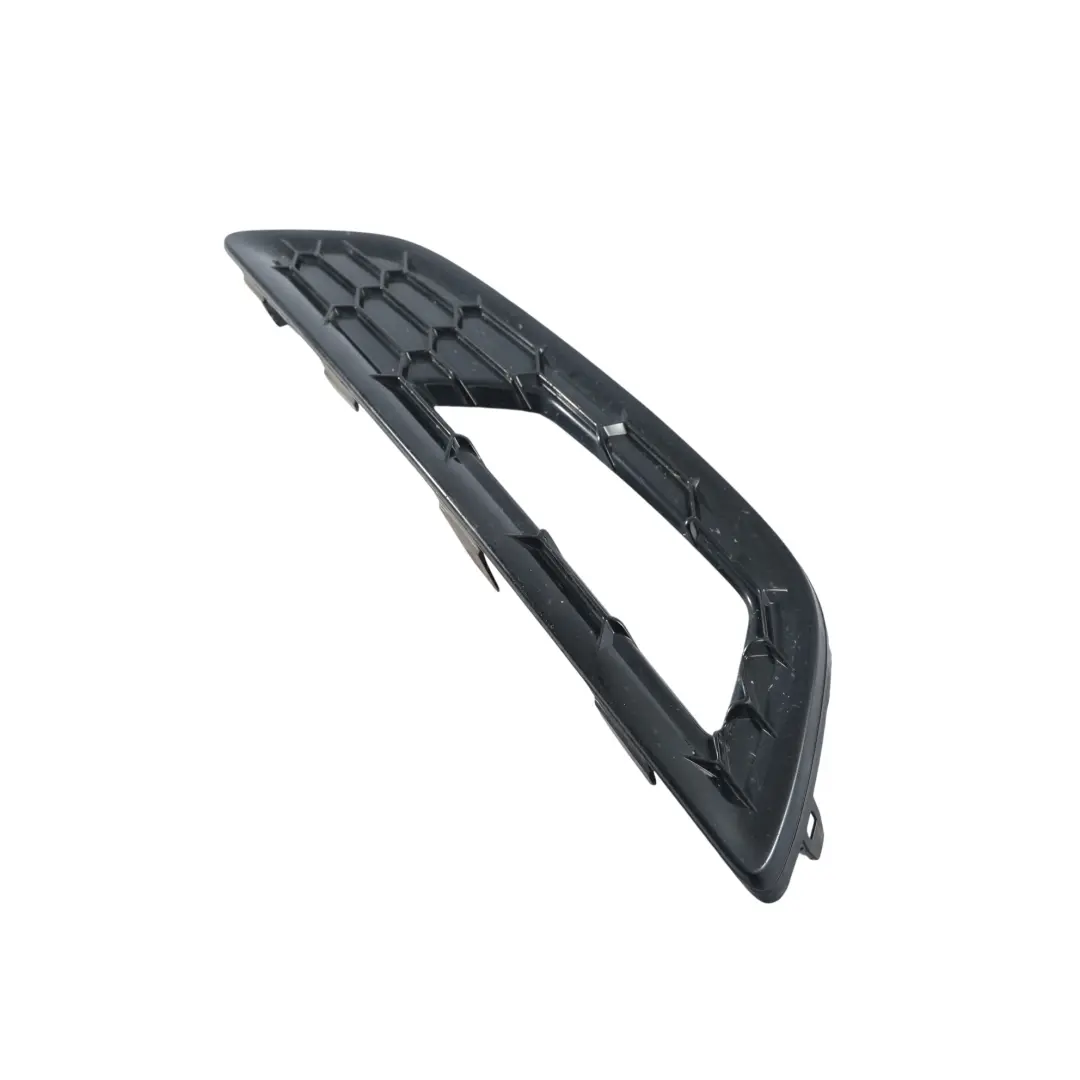 Ford Focus Mk3 Osłona Halogenu Kratka Zderzaka Prawy Przód F1EJ-15A298-A1 - SKU 1883658 - Numer Części 1883658