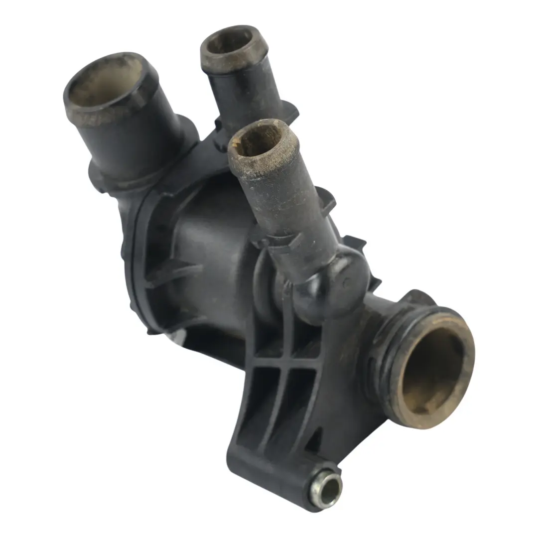 Ford Kuga C520 Coolant Thermostat Water Outlet Flange 1.5 EcoBoost DS7G-9K478-DB - SKU 1890165 - Part number 1890165