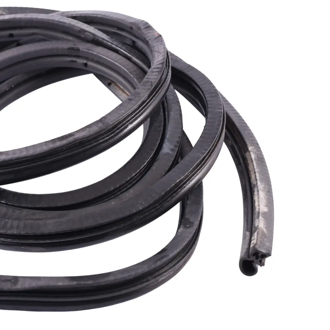 Ford Transit TR Sliding Door Seal Rubber Gasket - SKU 1C15-V253A10-BB - Part number 1C15-V253A10-BB