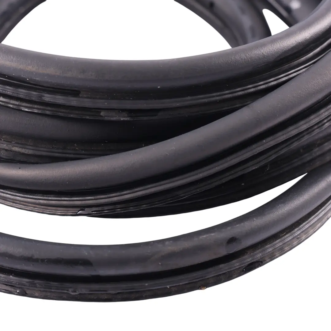 Ford Transit TR Guarnizione Gomma Porta Scorrevole - SKU 1C15-V253A10-BB - Numero di parte 1C15-V253A10-BB