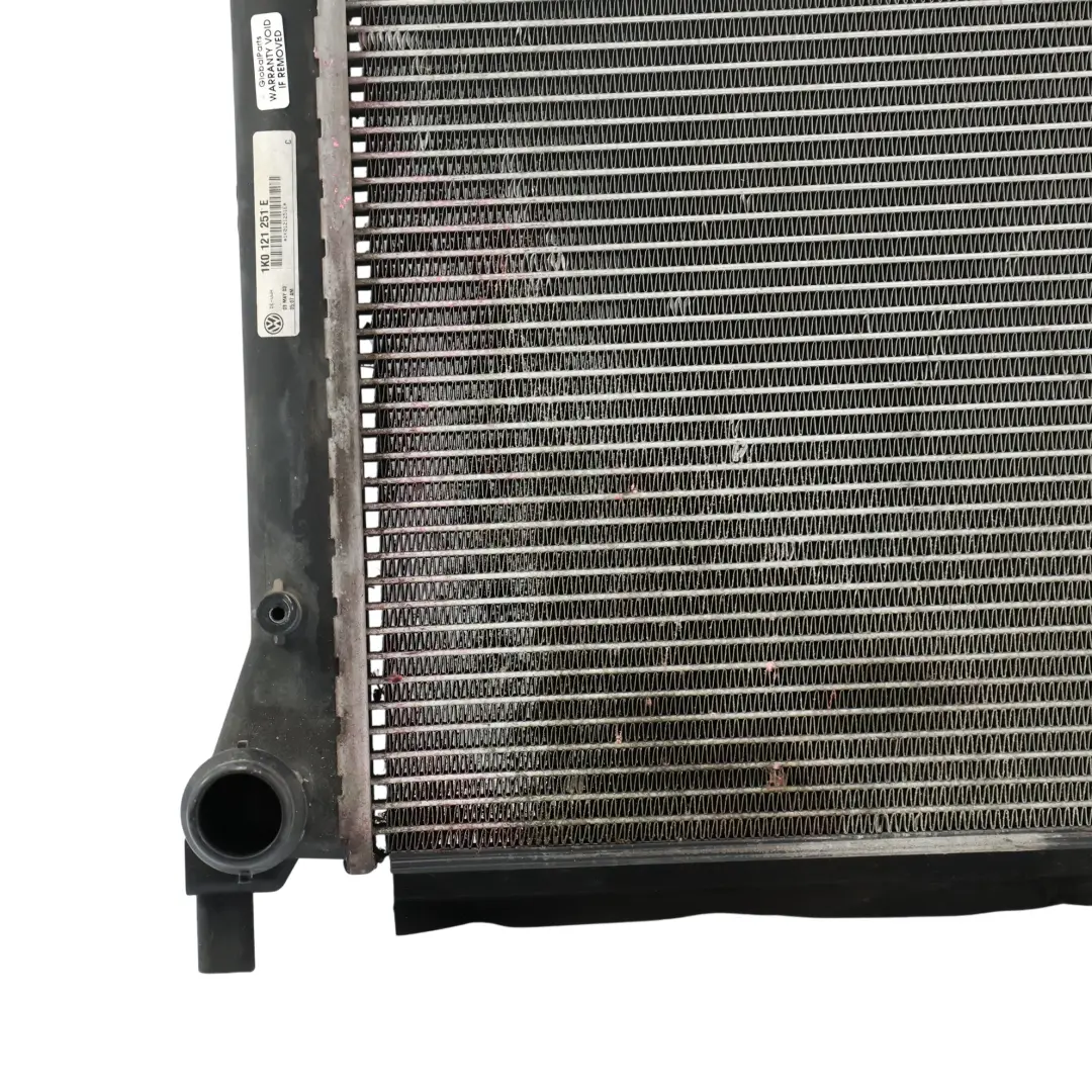 Audi A3 8P VW Golf Mk5 Radiador Refrigerante Motor 1K0121251E - SKU 1K0121251AR-1 - Número de pieza 1K0121251AR