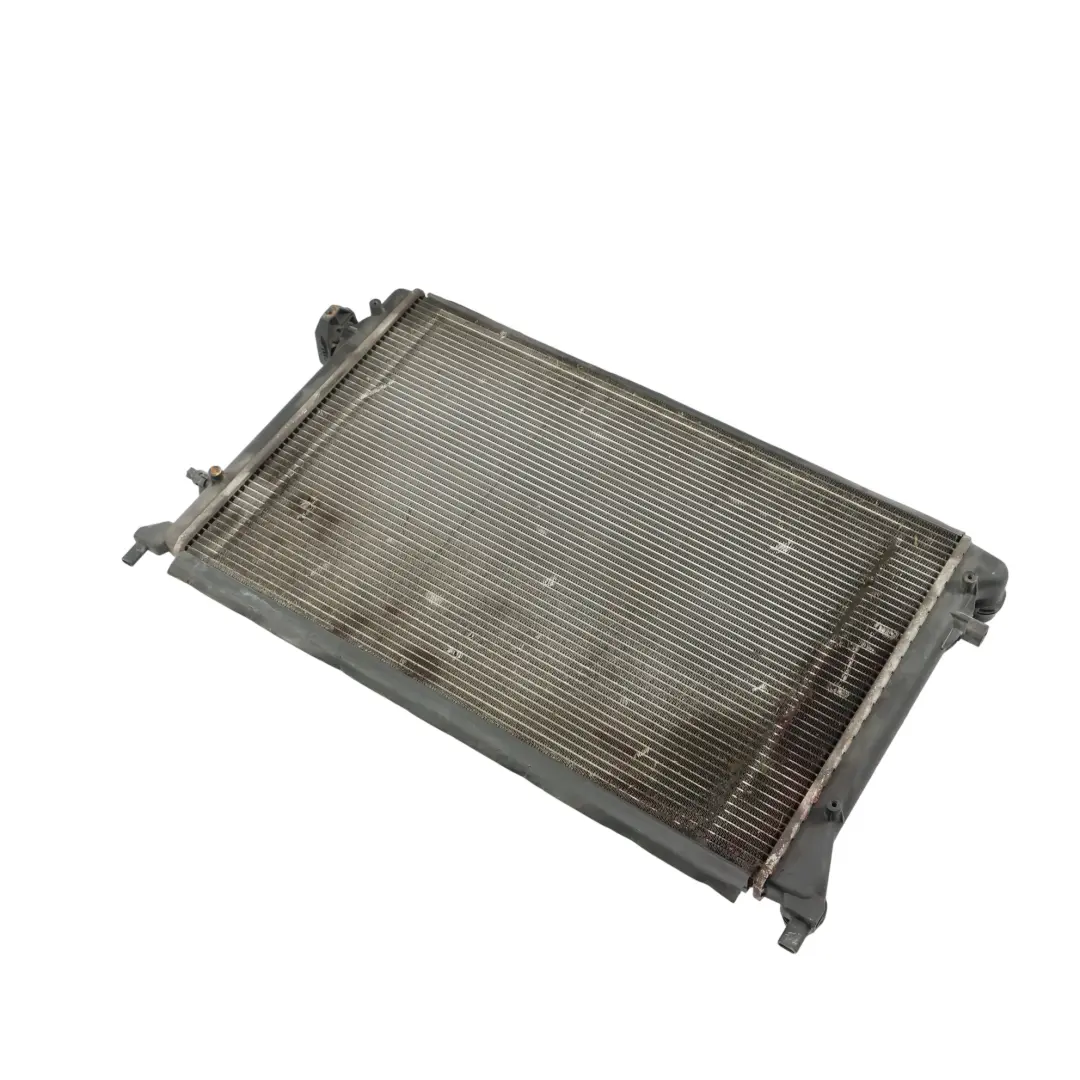 Audi A3 8P VW Golf Mk5 Radiatore Acqua Motore Raffreddamento 1K0121251E - SKU 1K0121251AR-1 - Numero di parte 1K0121251AR