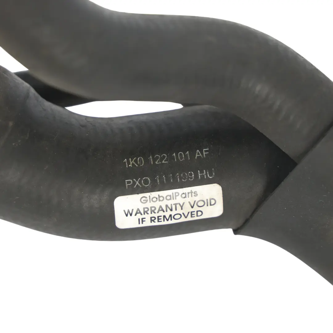 Manguera Refrigerante Motor Tubo 2.0 Gasolina AXW para Audi A3 8P con número de pieza 1K0122101AF Audi A3 8P Manguera Refrigerante Motor Tubo 2.0 Gasolina AXW - SKU 1K0122101AF - Número de pieza 1K0122101AF