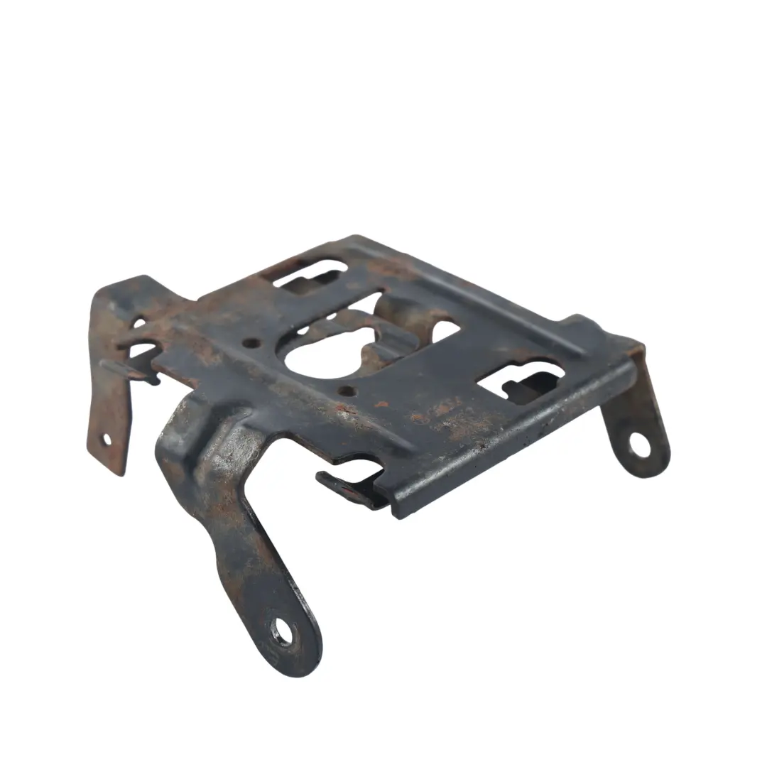 Audi A3 8P Seat Leon Mk2 Support Pompe Carburant Fixation - SKU 1K0127811D - Numéro de pièce 1K0127811D