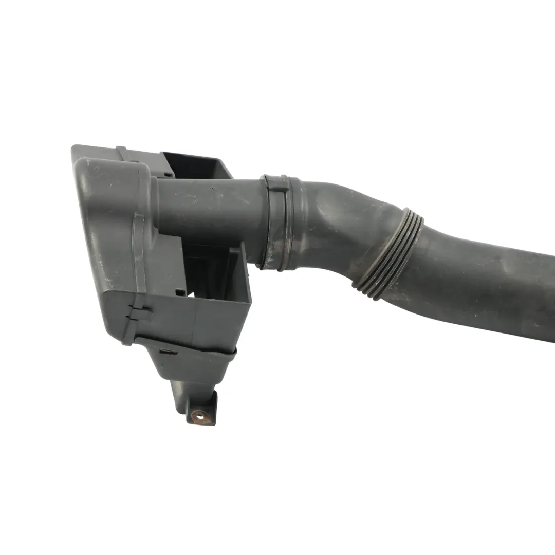 Charge Intake Pipe Hose Line Filter Box to Audi A3 8P Intercooler Air with Part number 1K0129618AJ Audi A3 8P Intercooler Air Charge Intake Pipe Hose Line Filter Box - SKU 1K0129618AJ-1 - Part number 1K0129618AJ
