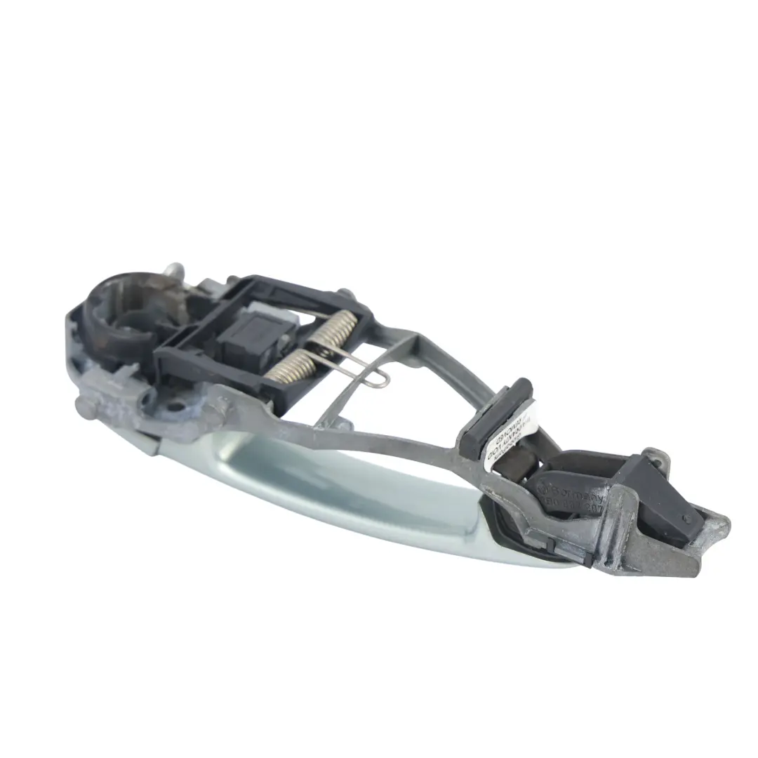 1Z Poignée Porte Gauche Vert Arctique Métallisé 8B pour Skoda Octavia à propos du numéro de pièce 1K0837885A Skoda Octavia 1Z Poignée Porte Gauche Vert Arctique Métallisé 8B - SKU 1K0837885A-ARG - Numéro de pièce 1K0837885A