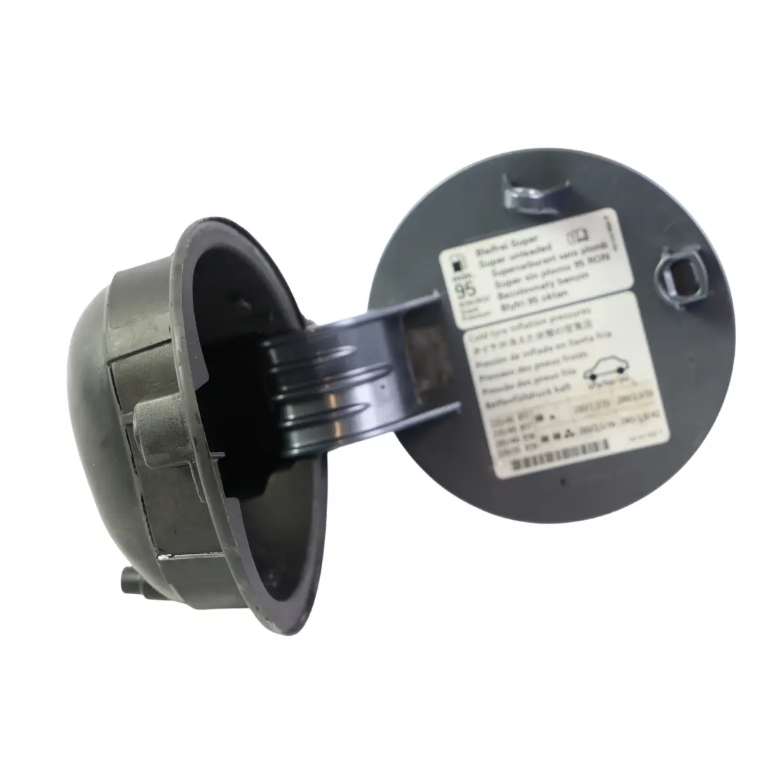 Volkswagen Scirocco Mk3 Trappe Réservoir Bouchon Gris Béryllium R7K - SKU 1K8809857C-BEG - Numéro de pièce 1K8809857C