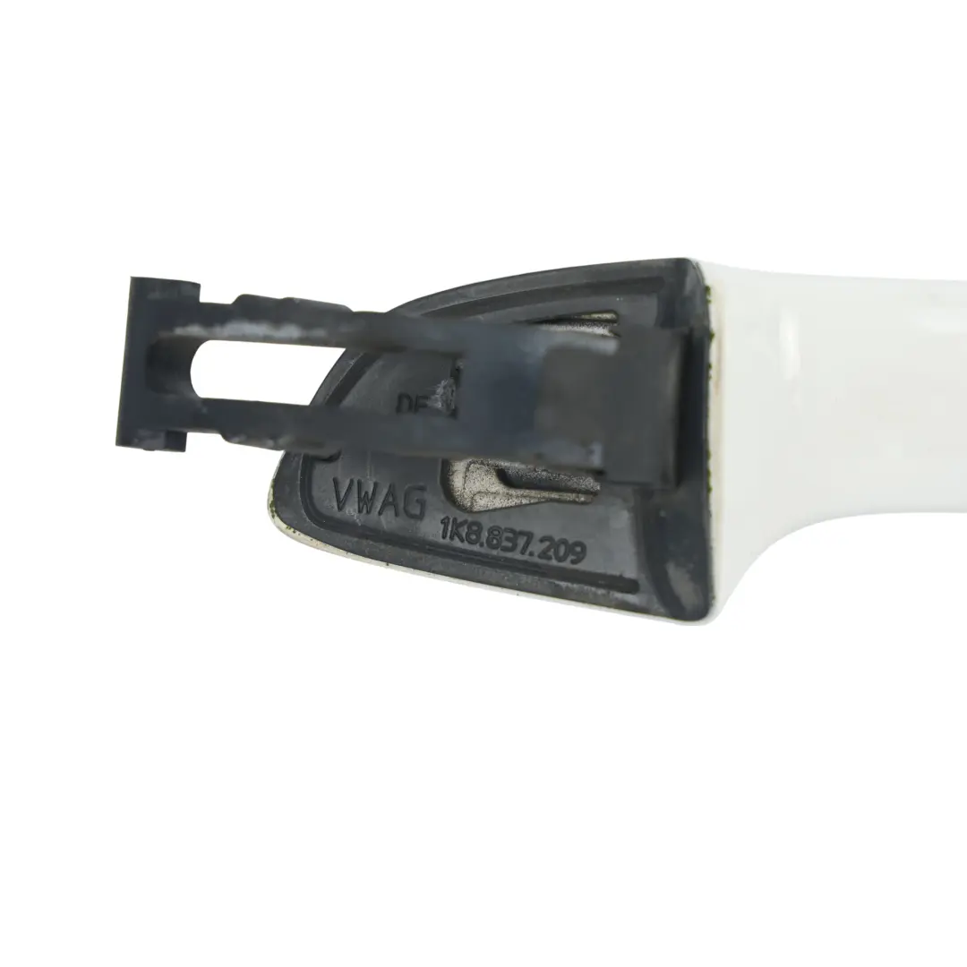 Mk6 Tirador Puerta Trasera Izquierda Blanco Candy B9A 1K8837205E para Volkswagen Golf con número de pieza 1K8837205E-CWH Volkswagen Golf Mk6 Tirador Puerta Trasera Izquierda Blanco Candy B9A 1K8837205E - SKU 1K8837205E-CWH - Número de pieza 1K8837205E-CWH