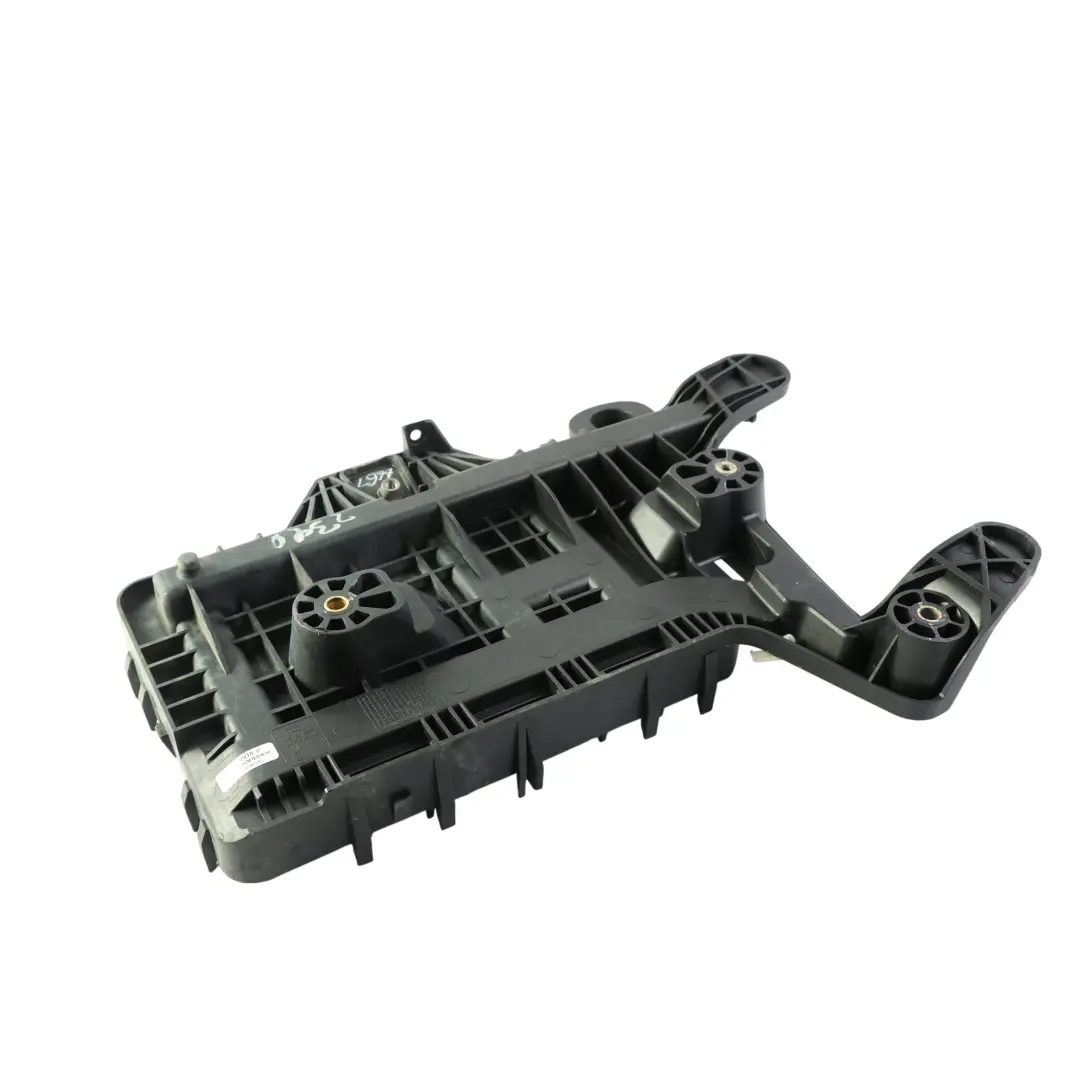 Volkswagen New Beetle Jetta A6 Plateau Batterie Support Fixation - SKU 1KM915333 - Numéro de pièce 1KM915333