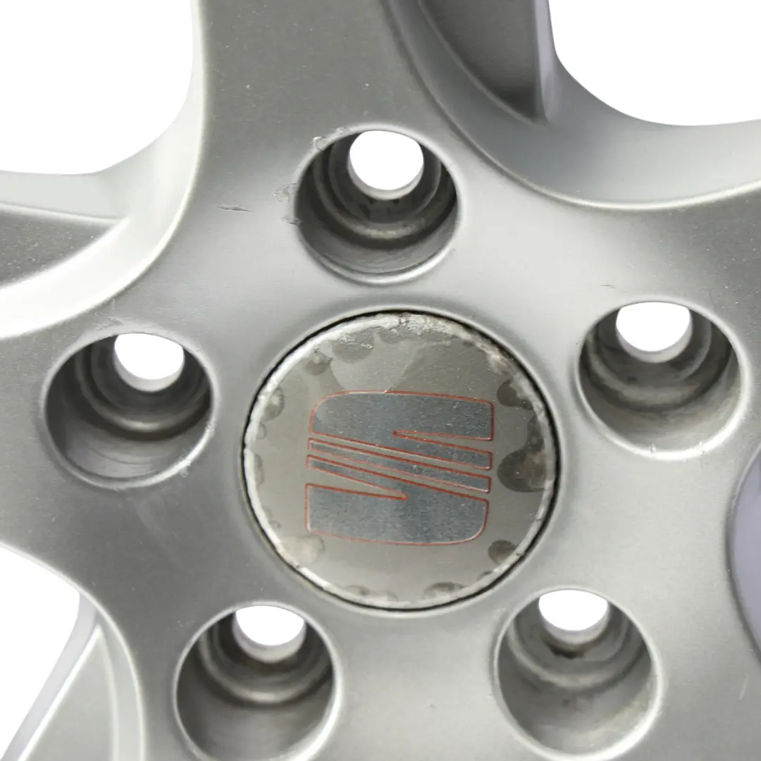 Mk2 1P Toledo Altea Silber Felge Alu 17" 7J ET:54 pour Seat Leon à propos du numéro de pièce 1P0601025M Seat Leon Mk2 1P Toledo Altea Silber Felge Alu 17" 7J ET:54 - SKU 1P0601025M-SL3 - Numéro de pièce 1P0601025M