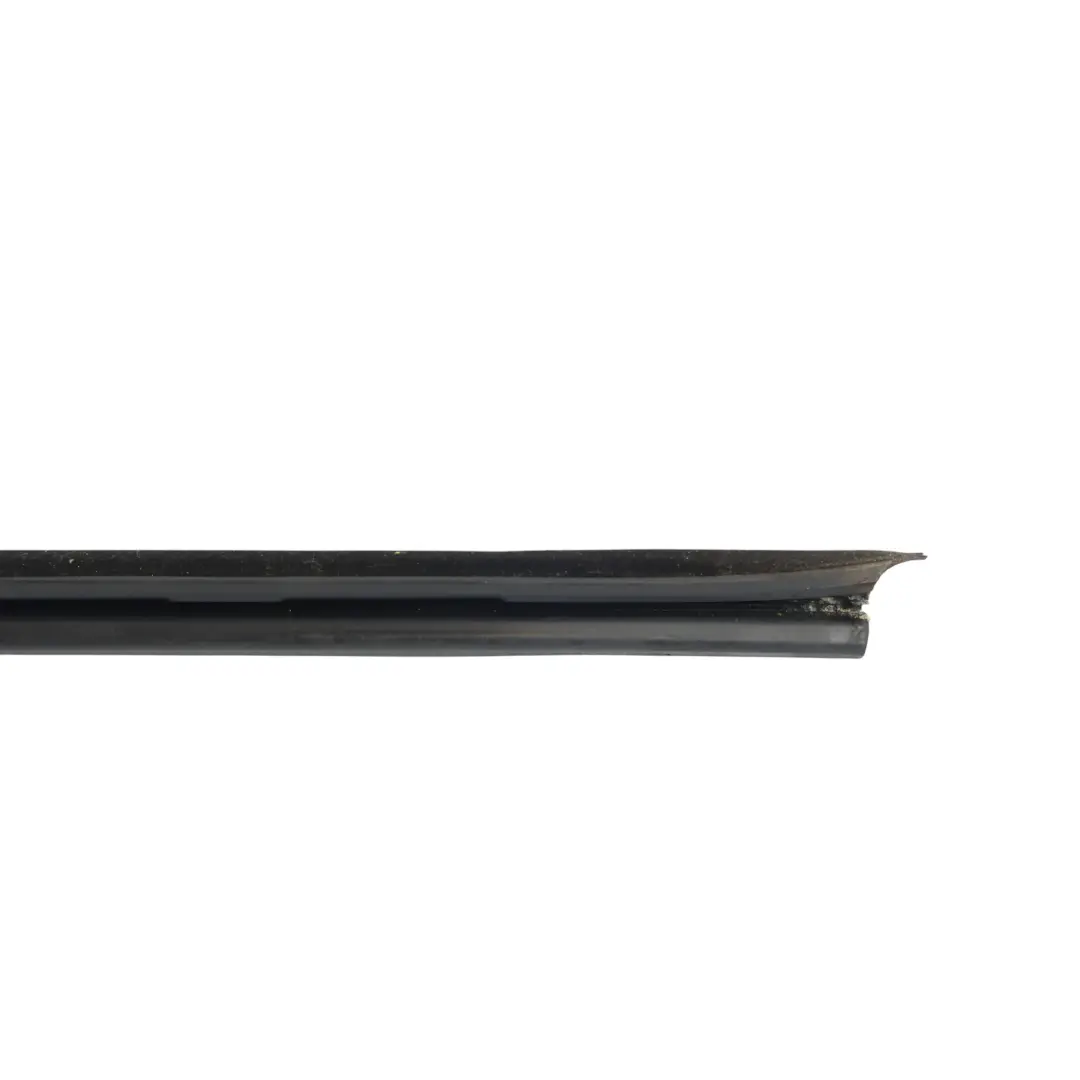 Seat Leon Mk2 1P Uszczelka Szyby Drzwi Wewnętrzna Lewy Tył - SKU 1P0839471B - Numer Części 1P0839471B