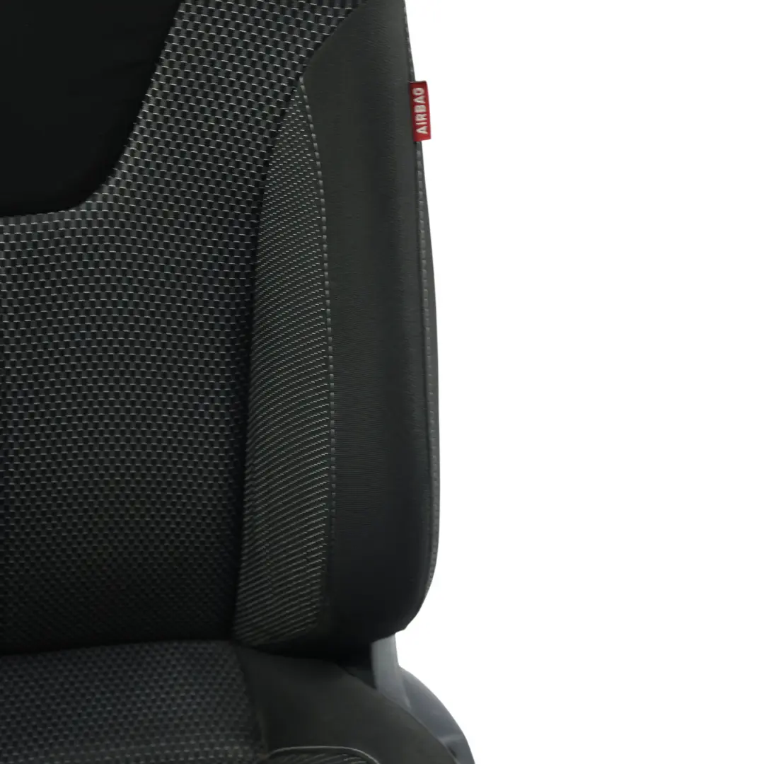Mk2 1P 5 Portes Siège Sport Avant Gauche Tissu Noir Argent Gris pour Seat Leon à propos du numéro de pièce 1P0881805BK Seat Leon Mk2 1P 5 Portes Siège Sport Avant Gauche Tissu Noir Argent Gris - SKU 1P0881805BK-1 - Numéro de pièce 1P0881805BK