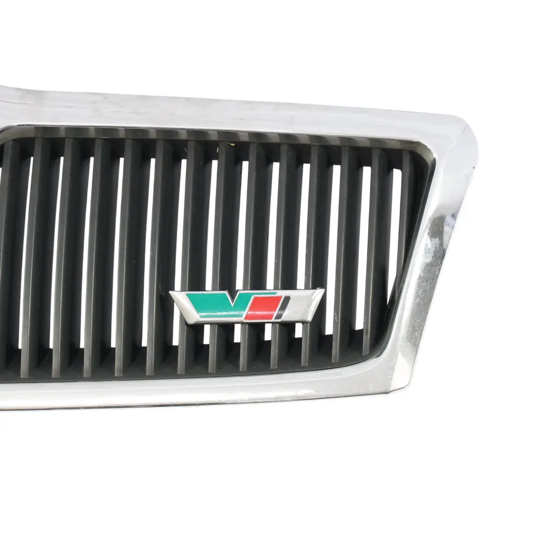 Griglia Radiatore Anteriore Centrale Superiore Cover per Skoda Octavia II con numero di parte 1Z0853668 Skoda Octavia II Griglia Radiatore Anteriore Centrale Superiore Cover - SKU 1Z0853668-2 - Numero di parte 1Z0853668