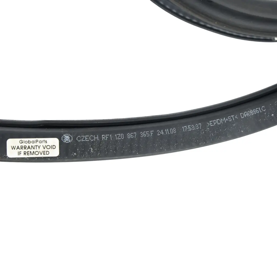Mk2 Vrs Combi Junta Goma Puerta Delantera Izquierda para Skoda Octavia con número de pieza 1Z0867365F Skoda Octavia Mk2 Vrs Combi Junta Goma Puerta Delantera Izquierda - SKU 1Z0867365F - Número de pieza 1Z0867365F
