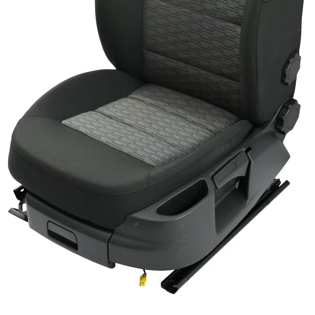 Skoda Octavia Mk2 Sedile Anteriore Interno Sinistro Tessuto Ambiente Nero - SKU 1Z0881805QP-1 - Numero di parte 1Z0881805QP