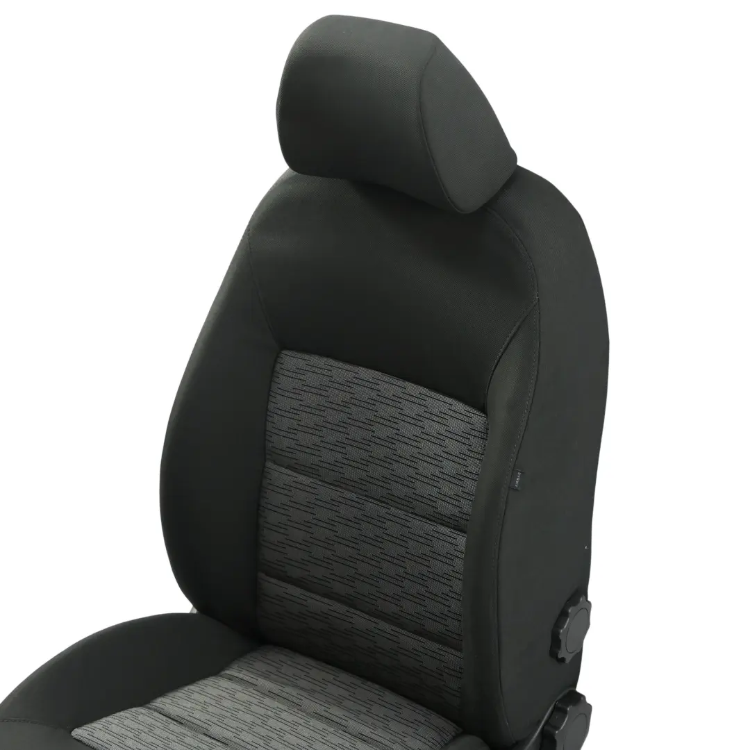 Mk2 Sedile Anteriore Interno Sinistro Tessuto Ambiente Nero per Skoda Octavia con numero di parte 1Z0881805QP Skoda Octavia Mk2 Sedile Anteriore Interno Sinistro Tessuto Ambiente Nero - SKU 1Z0881805QP-1 - Numero di parte 1Z0881805QP