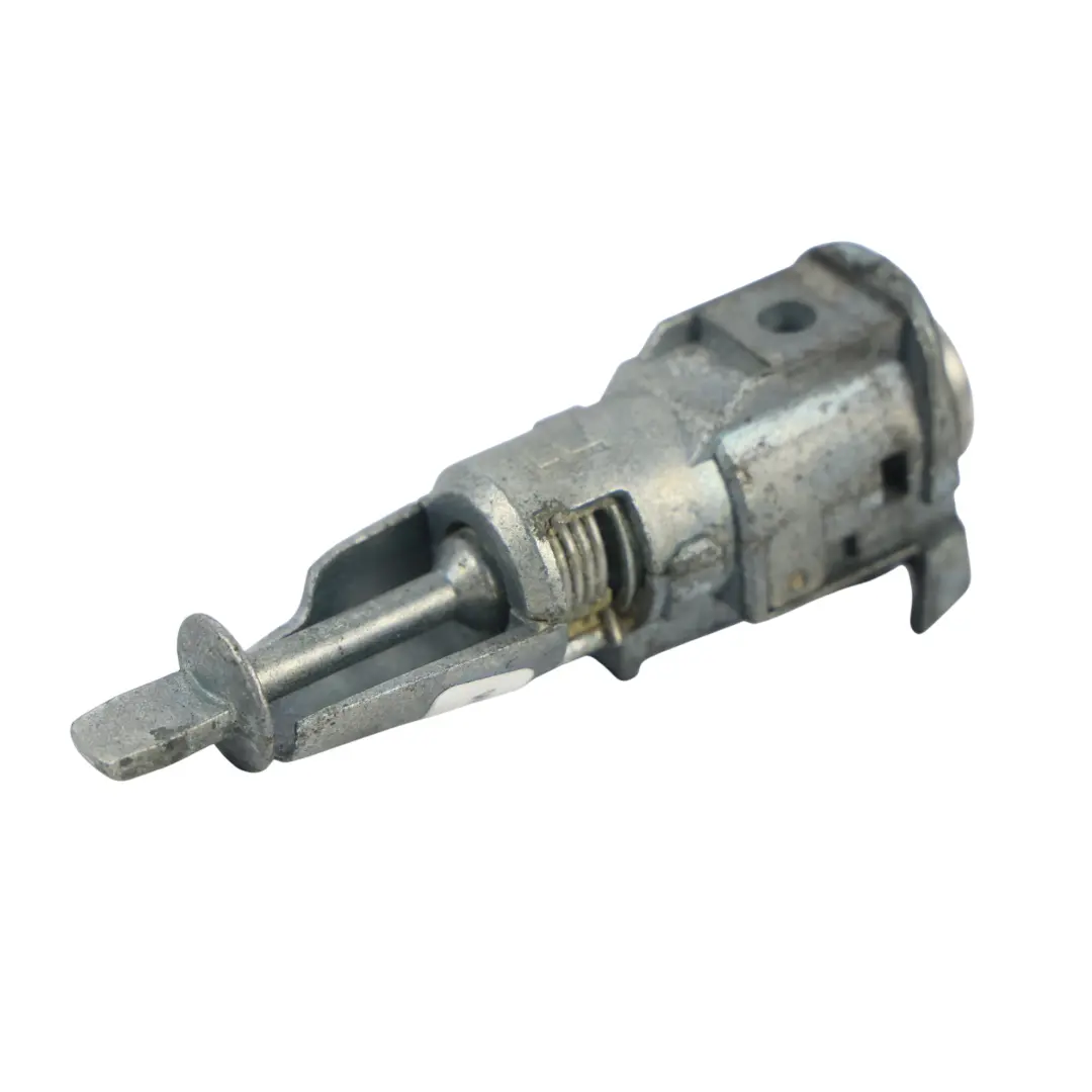 Mk2 1Z Wkładka Zamka Drzwi Przód Lewy do Skoda Octavia o numerze 1Z0898167D Skoda Octavia Mk2 1Z Wkładka Zamka Drzwi Przód Lewy - SKU 1Z0898167D - Numer Części 1Z0898167D