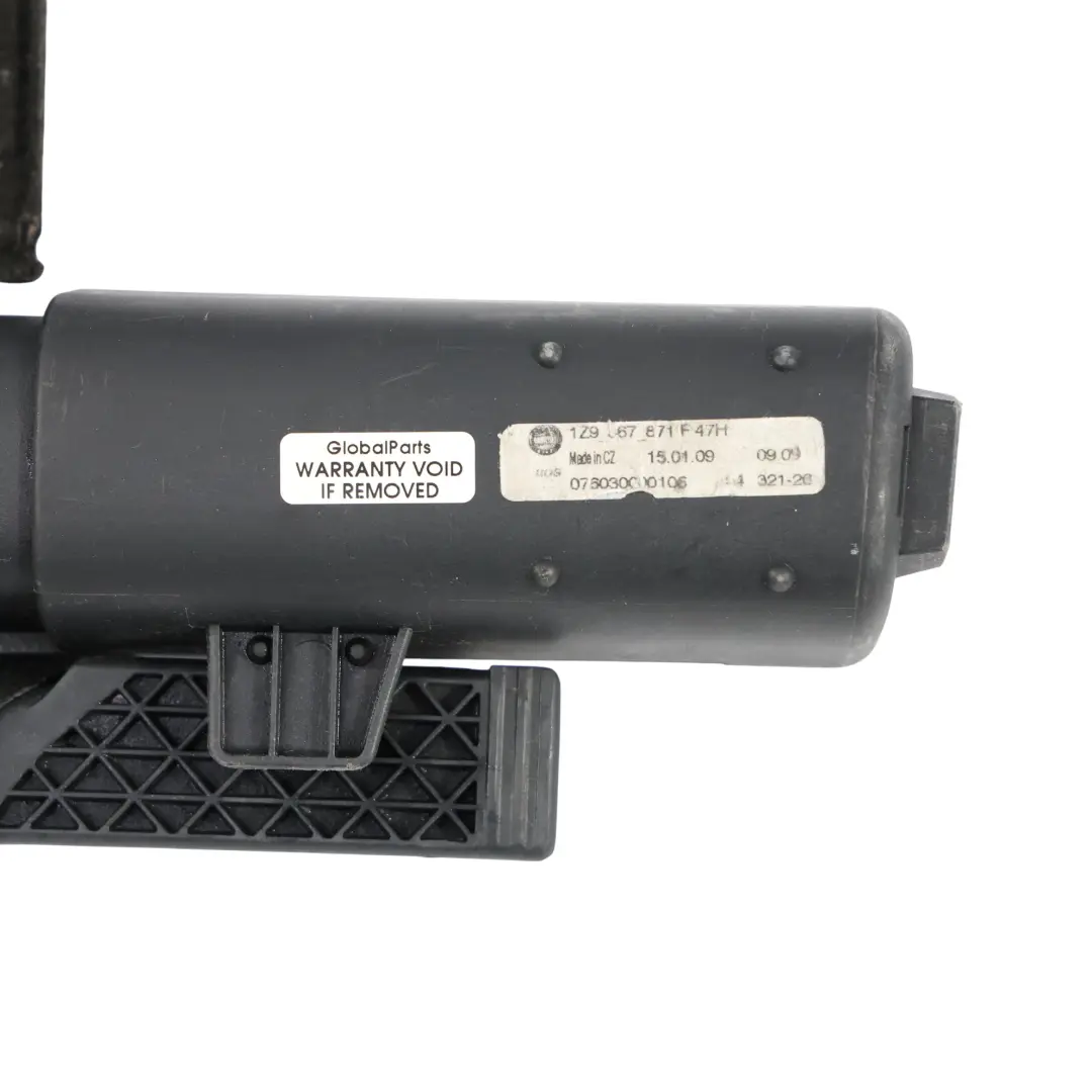 Skoda Octavia Estate Mk2 Cubierta Maletero Persiana Enrollable - SKU 1Z9867871F - Número de pieza 1Z9867871F