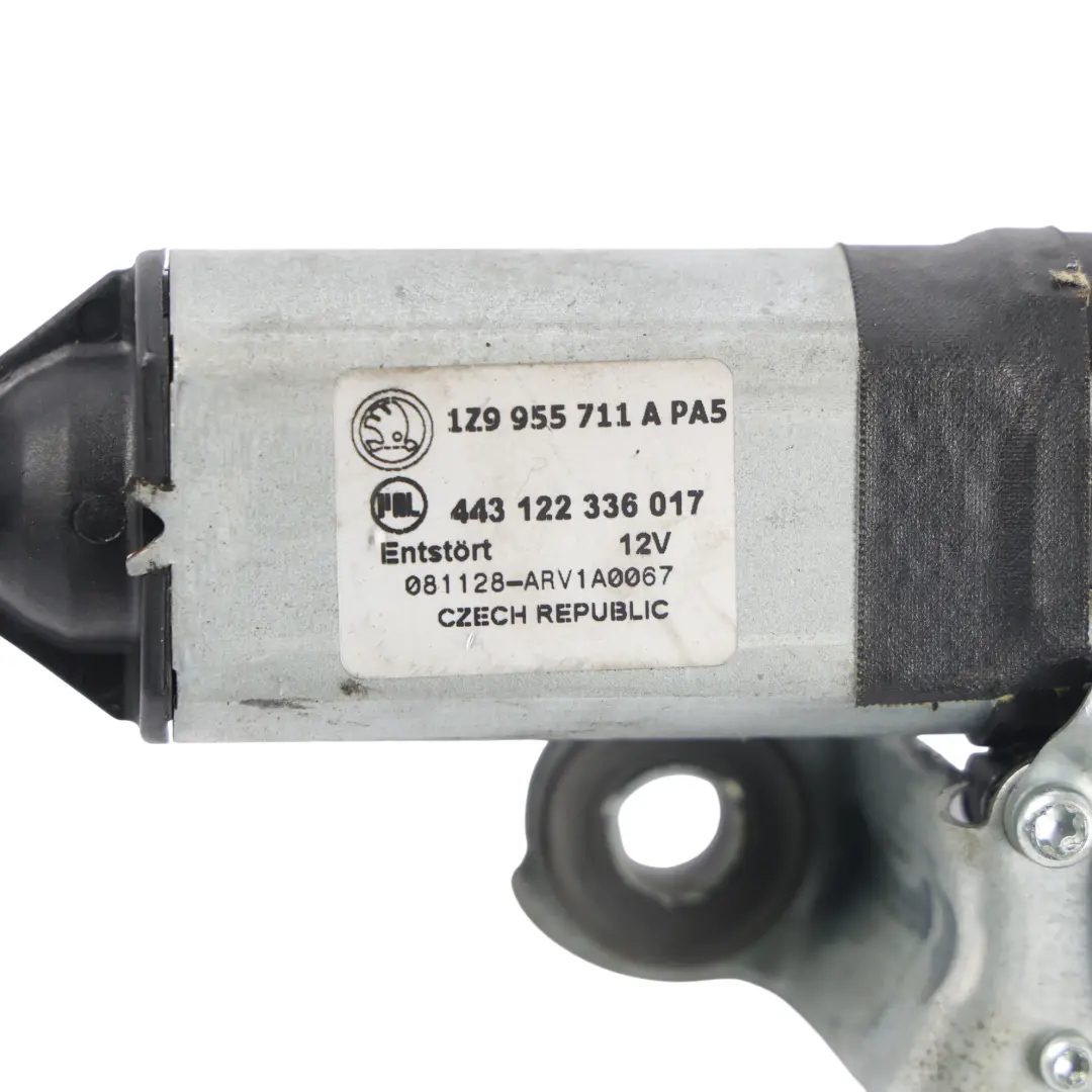Vrs Kombi Silniczek Wycieraczki Tylnej Szyby do Skoda Octavia II o numerze 1Z9955711A Skoda Octavia II Vrs Kombi Silniczek Wycieraczki Tylnej Szyby - SKU 1Z9955711A - Numer Części 1Z9955711A