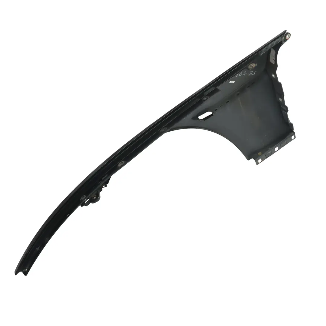 Parafango Anteriore Destro Nero Sapphire Metallizzato 475 per BMW E63 E64 con numero di parte 2155902 BMW E63 E64 Parafango Anteriore Destro Nero Sapphire Metallizzato 475 - SKU 2155902-BS1 - Numero di parte 2155902