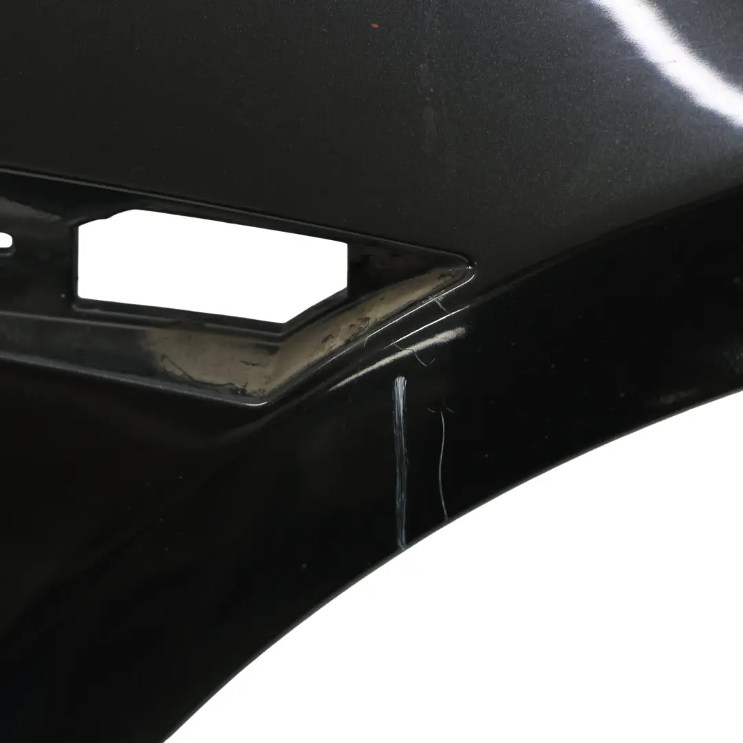 Seitenteil Vorne Rechts Kotflügel Schwarz Saphir Metallic 475 für BMW E63 E64 mit Teilenummer 2155902 BMW E63 E64 Seitenteil Vorne Rechts Kotflügel Schwarz Saphir Metallic 475 - SKU 2155902-BS1 - Teilenummer 2155902