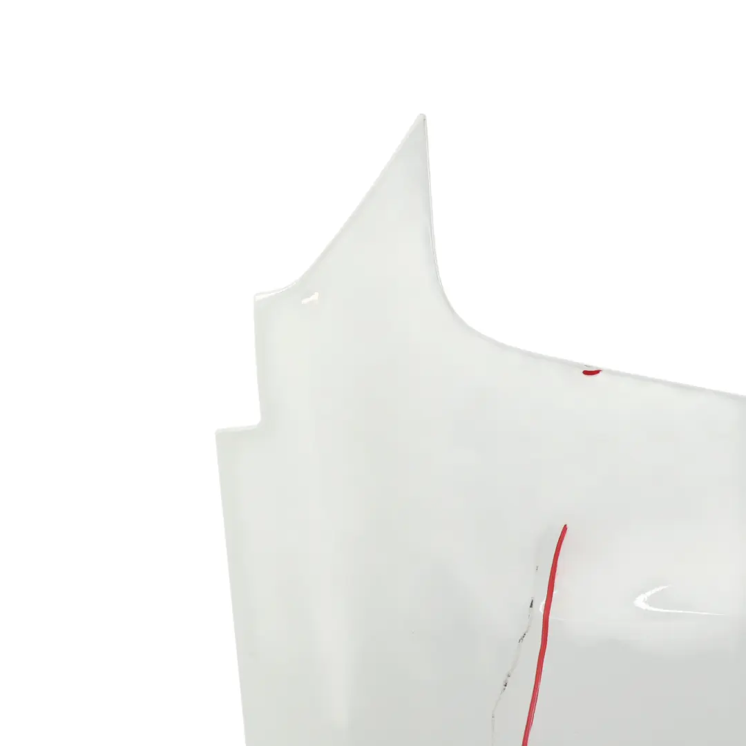Moldura Esquina Parachoques Trasero Derecha Blanco Frozen Z2 para Ford Transit Custom con número de pieza 2183641 Ford Transit Custom Moldura Esquina Parachoques Trasero Derecha Blanco Frozen Z2 - SKU 2183641-FW - Número de pieza 2183641