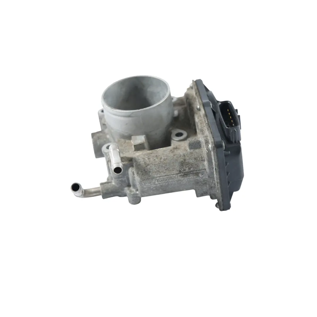 Przepustnica Powietrza 1.3 Benzyna do Toyota Yaris P9 o numerze 2203047010 Toyota Yaris P9 Przepustnica Powietrza 1.3 Benzyna - SKU 2203047010 - Numer Części 2203047010