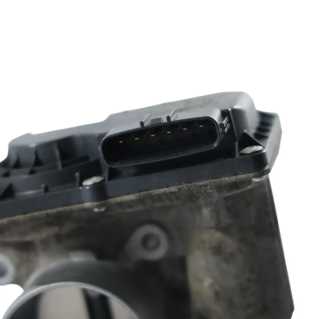 Throttle Body Engine Air Intake Control 1.3 Petrol to Toyota Yaris P9 with Part number 2203047010 Toyota Yaris P9 Throttle Body Engine Air Intake Control 1.3 Petrol - SKU 2203047010 - Part number 2203047010
