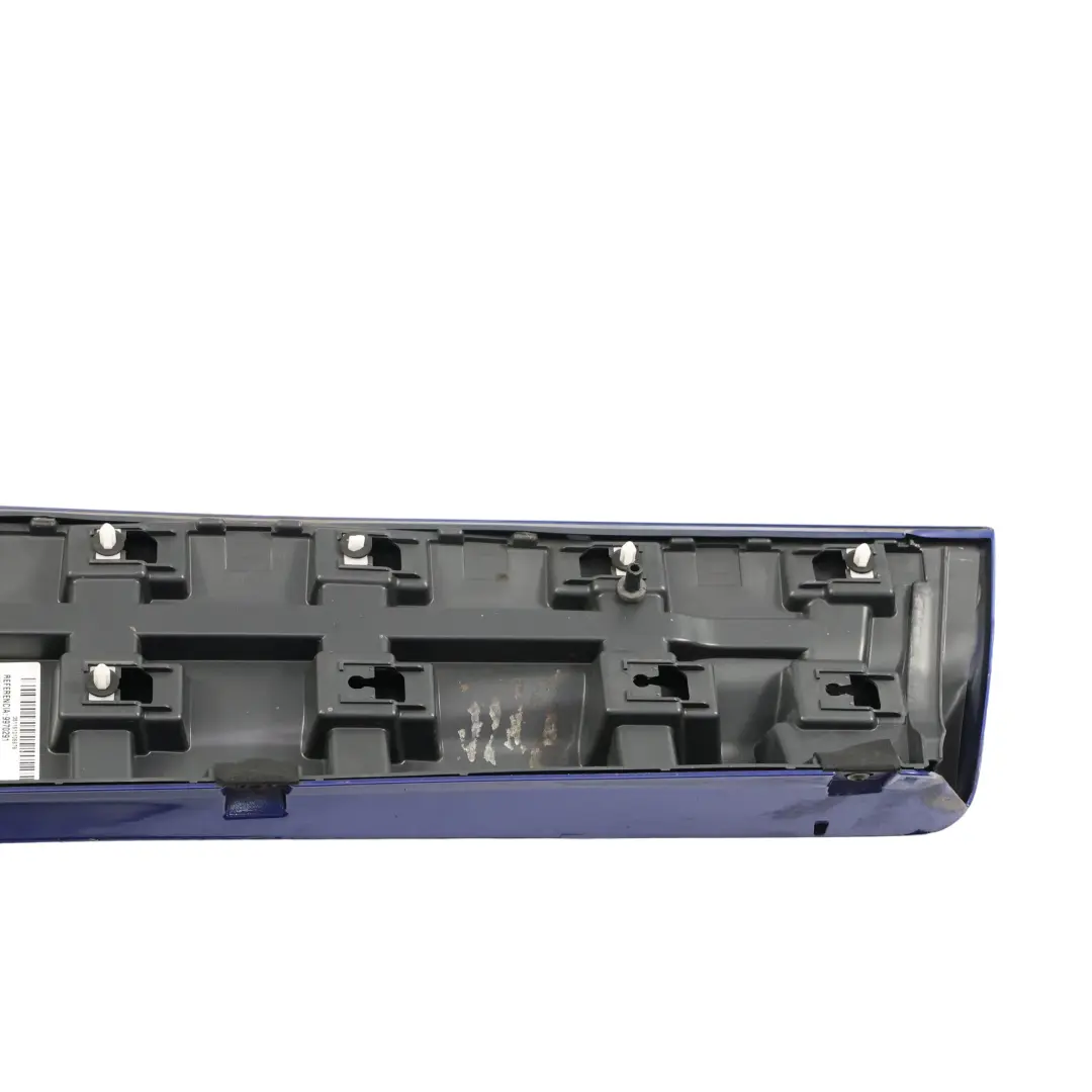 Mk2 Moldura Puerta Delantera Izquierda Azul Deep Impact J4 para Ford Kuga con número de pieza 2237641 Ford Kuga Mk2 Moldura Puerta Delantera Izquierda Azul Deep Impact J4 - SKU 2237641-DIB - Número de pieza 2237641