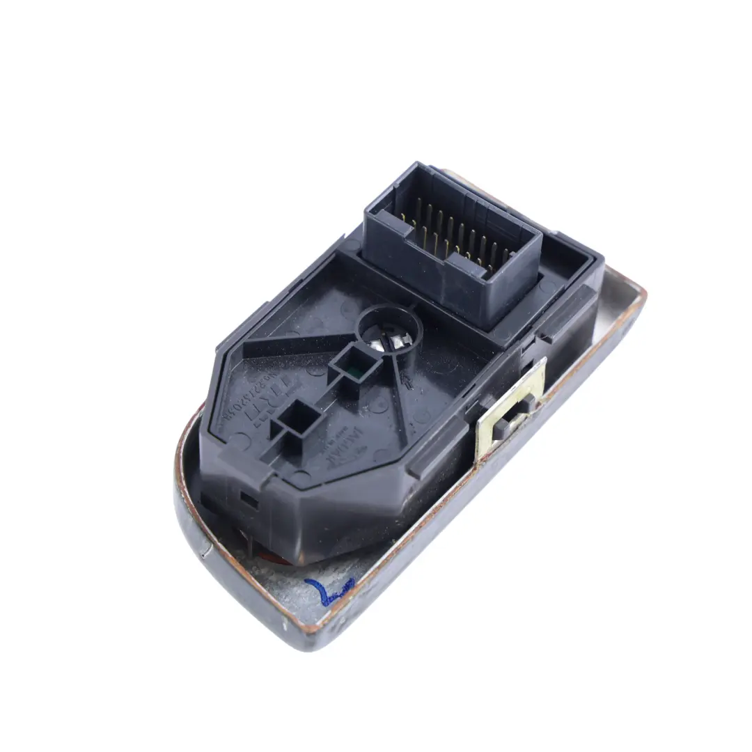 Jaguar XK8 X100 Interruptor Elevalunas Puerta Delantera Izquierda - SKU 2273203B - Número de pieza 2273203B