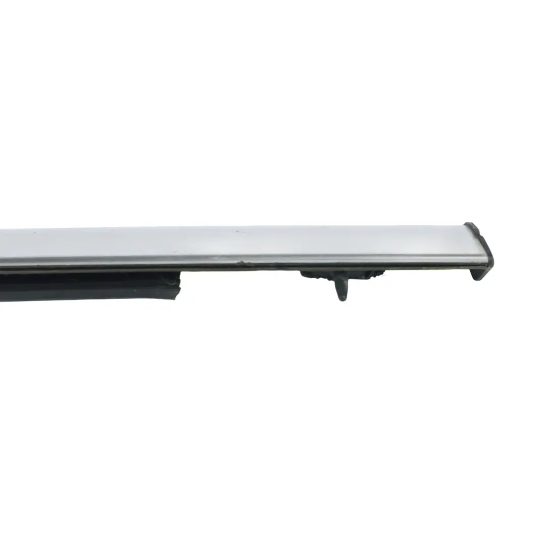 Ford Fiesta Mk8 Baguette Chromée Joint Porte Arrière Droit - SKU 2338060 - Numéro de pièce 2338060