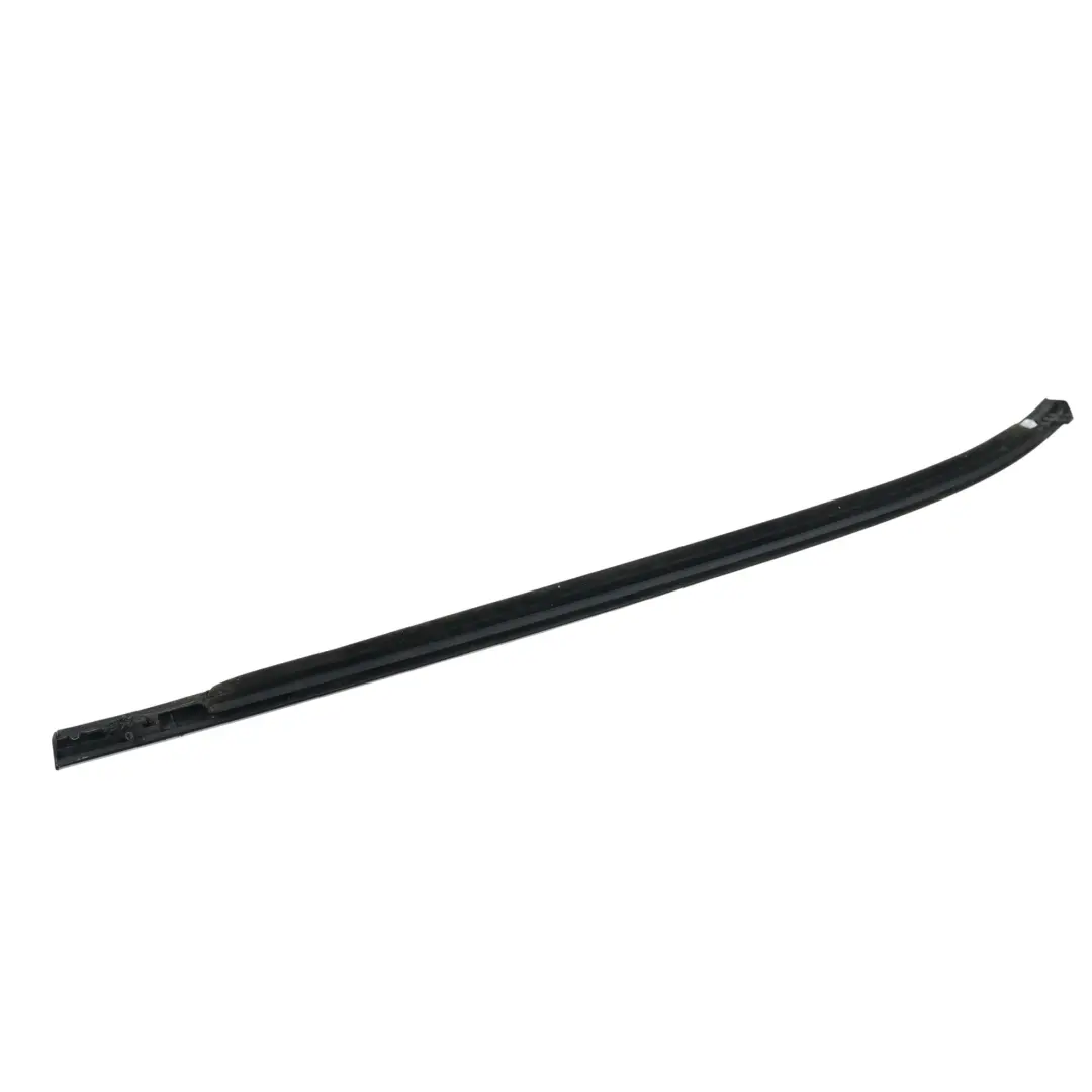 Mk8 Guarnizione Porta Modanatura Cromata Posteriore Destra per Ford Fiesta con numero di parte 2338060 Ford Fiesta Mk8 Guarnizione Porta Modanatura Cromata Posteriore Destra - SKU 2338060 - Numero di parte 2338060