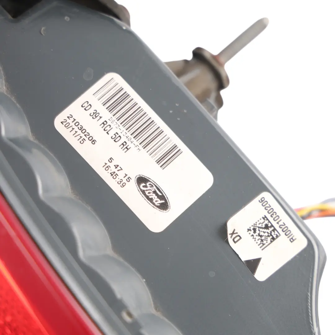 Ford Mondeo Mk5 Rear Tail Light Lamp Taillight Right O/S DS73-13404-FH - SKU 2345653 - Part number 2345653