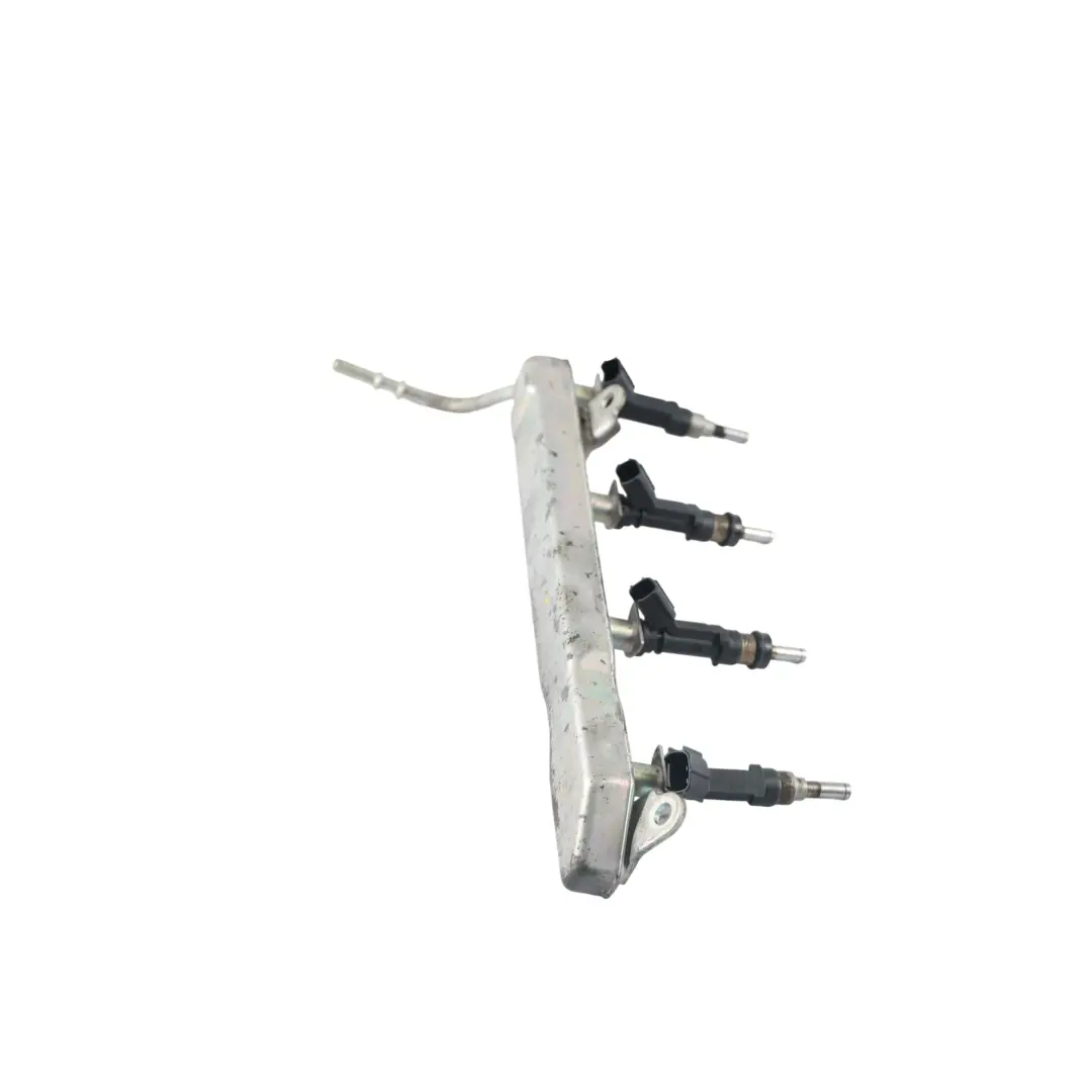 Toyota Yaris P9 Kraftstoffleitung Kraftstoffverteiler Leitung Platine - SKU 2381447020 - Teilenummer 2381447020