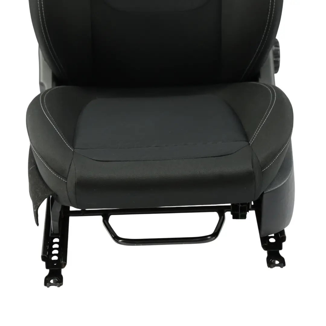 Ford Fiesta Mk8 Sedile Anteriore Sinistro Tessuto Domo Dynamo Ebony - SKU 2399539 - Numero di parte 2399539