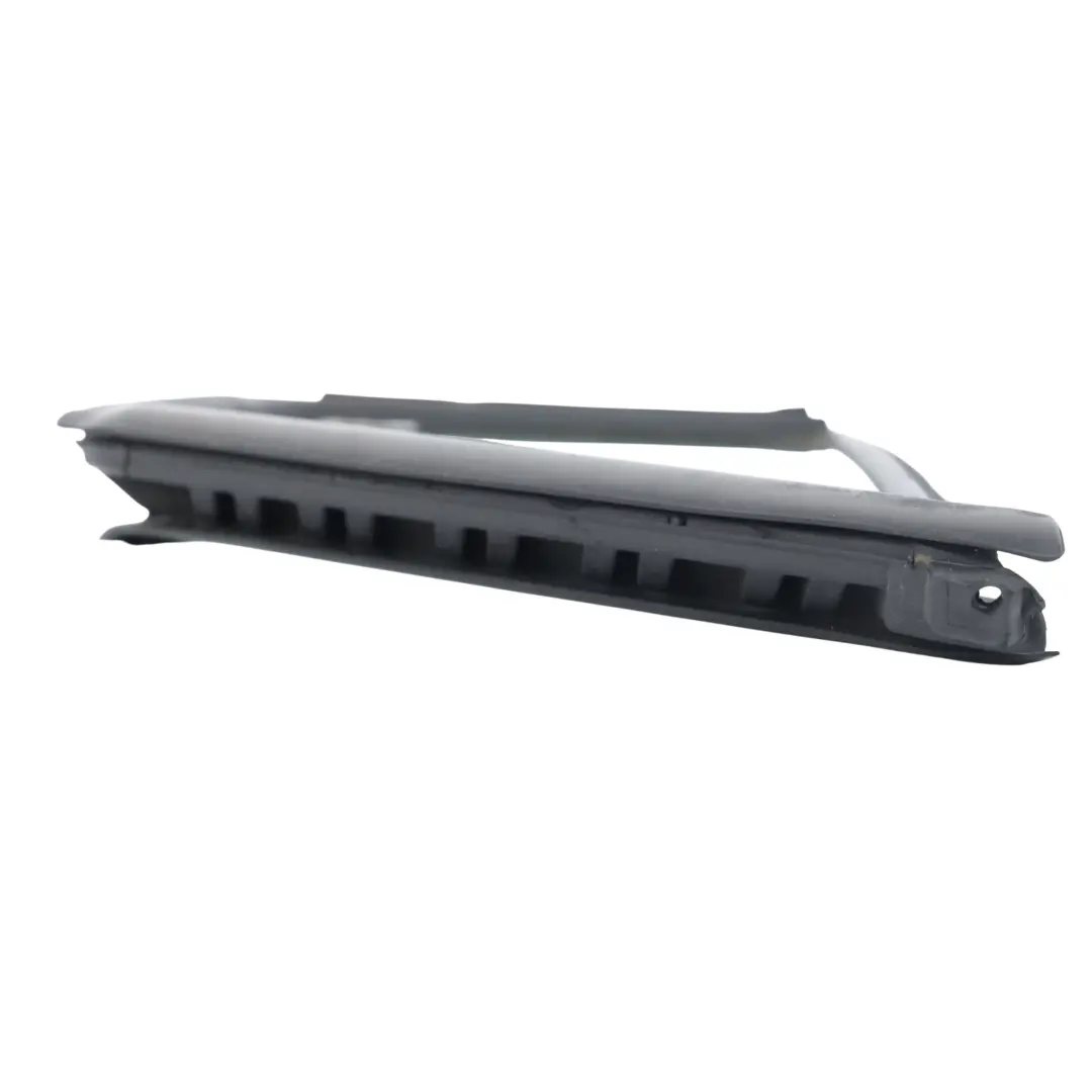 Deflettore Porta Anteriore Destro AS2 ET76-A21510-AJ per Ford Transit Courier con numero di parte 2421082 Ford Transit Courier Deflettore Porta Anteriore Destro AS2 ET76-A21510-AJ - SKU 2421082 - Numero di parte 2421082