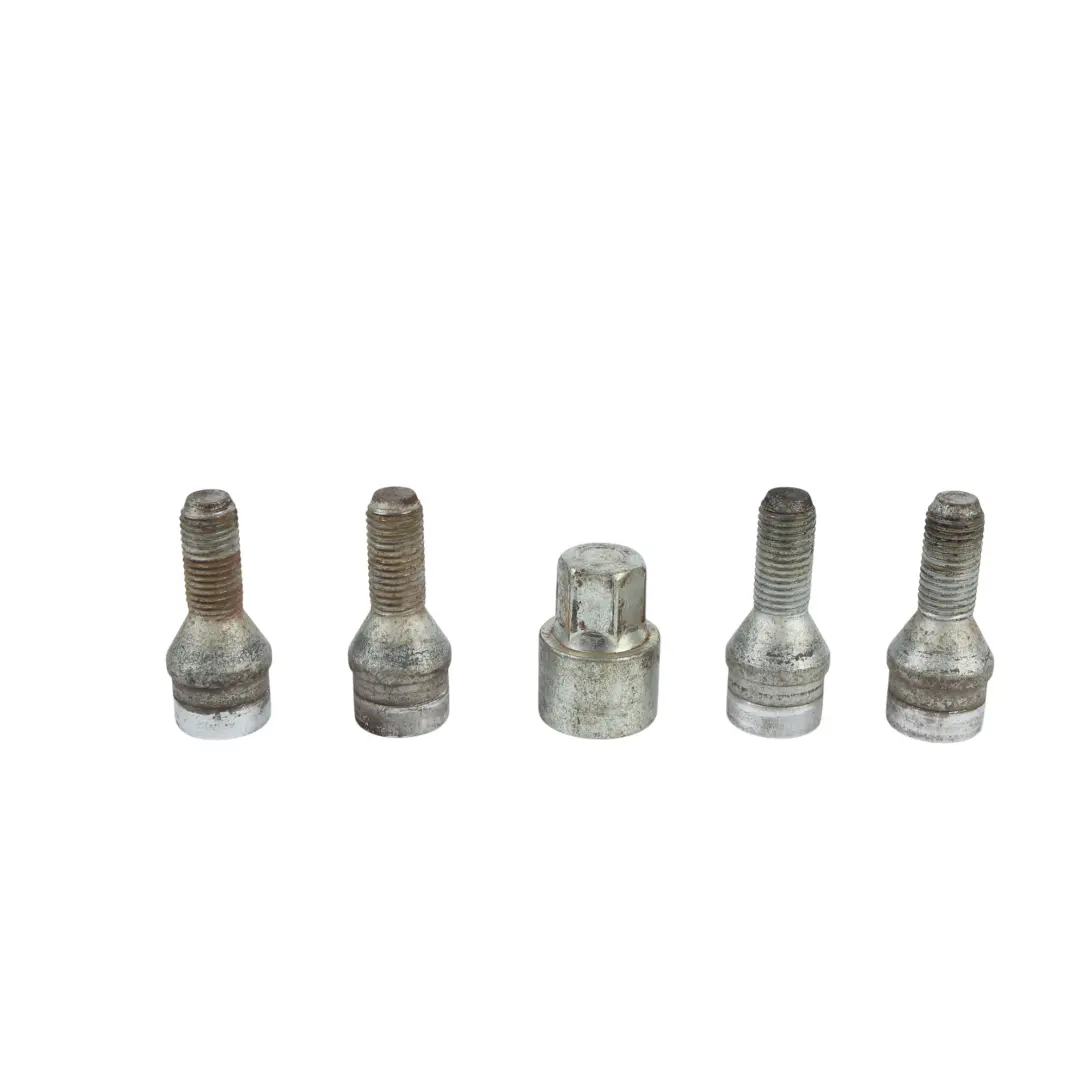 Set Quattro Bulloni Ruota Nero Adattatore Antifurto per BMW E60 E84 E87 E90 con numero di parte 2453959 BMW E60 E84 E87 E90 Set Quattro Bulloni Ruota Nero Adattatore Antifurto - SKU 2453959-7 - Numero di parte 2453959