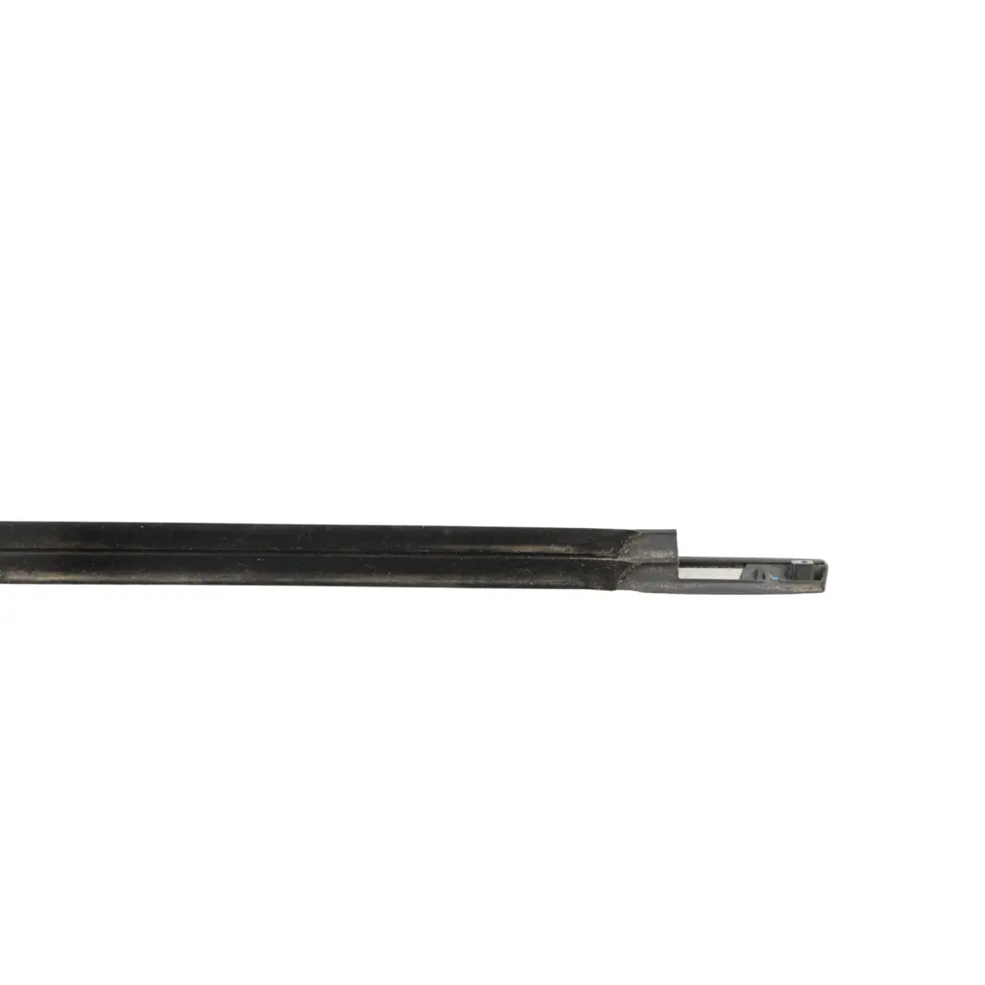 Mk5 Door Window Weatherstrip Trim Chrome Rear Right O/S to Ford Mondeo with Part number 2509909 Ford Mondeo Mk5 Door Window Weatherstrip Trim Chrome Rear Right O/S - SKU 2509909 - Part number 2509909