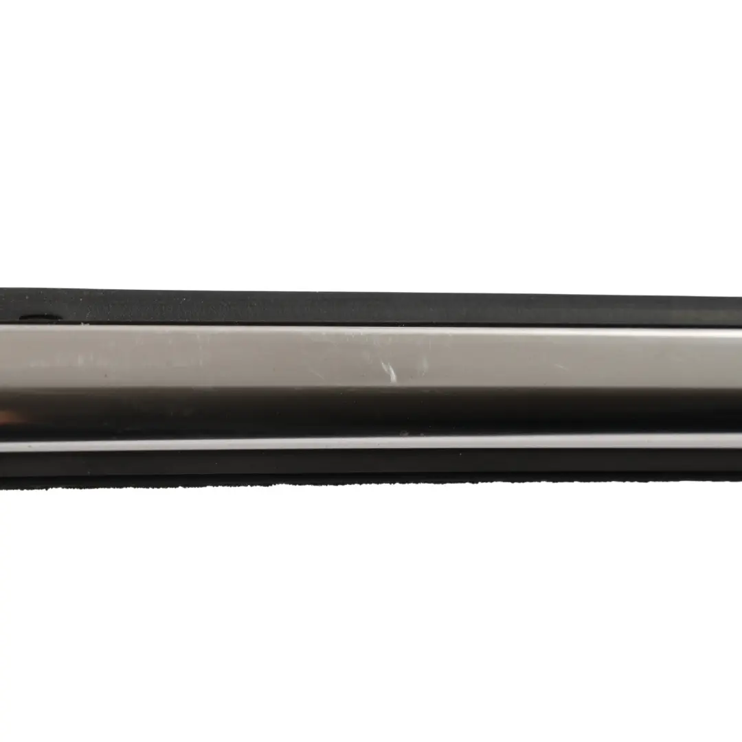 Mk5 Door Window Weatherstrip Trim Chrome Rear Right O/S to Ford Mondeo with Part number 2509909 Ford Mondeo Mk5 Door Window Weatherstrip Trim Chrome Rear Right O/S - SKU 2509909 - Part number 2509909