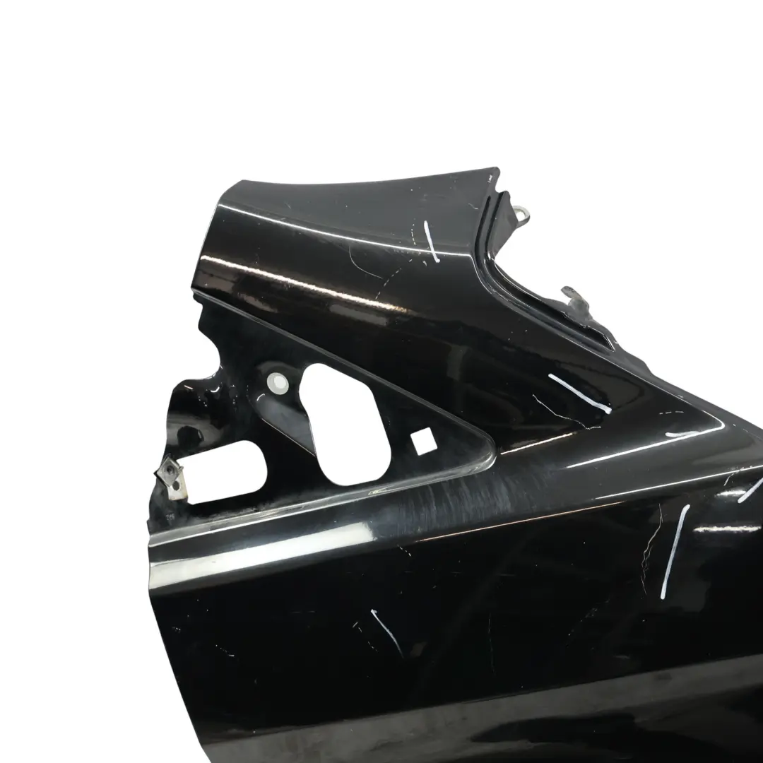 Aleta Panel Lateral Delantera Derecha Negro Shadow G1 para Ford Transit Custom con número de pieza 2733820 Ford Transit Custom Aleta Panel Lateral Delantera Derecha Negro Shadow G1 - SKU 2733820-SHA - Número de pieza 2733820