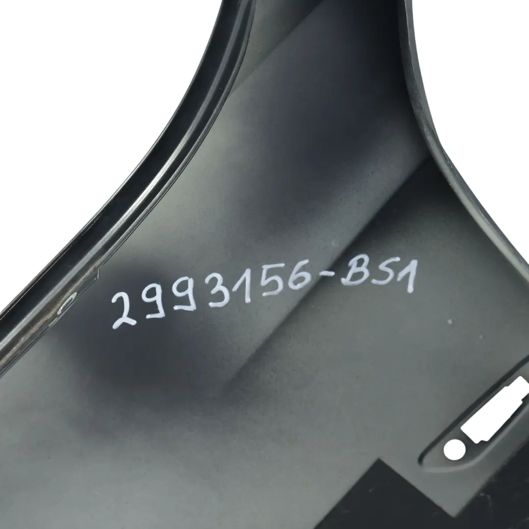 Aile Avant Droite Black Sapphire Metallic Noir - 475 pour BMW X1 E84 à propos du numéro de pièce 2993156 BMW X1 E84 Aile Avant Droite Black Sapphire Metallic Noir - 475 - SKU 2993156-BS1 - Numéro de pièce 2993156