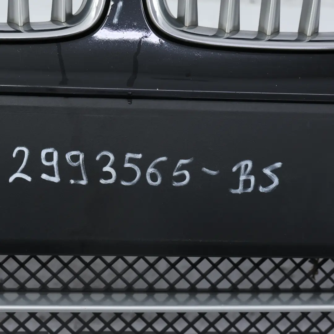 Zderzak Przedni PDC Black Sapphire Czarny Metalik - 475 do BMW X1 E84 o numerze 2993565 BMW X1 E84 Zderzak Przedni PDC Black Sapphire Czarny Metalik - 475 - SKU 2993565-BS - Numer Części 2993565